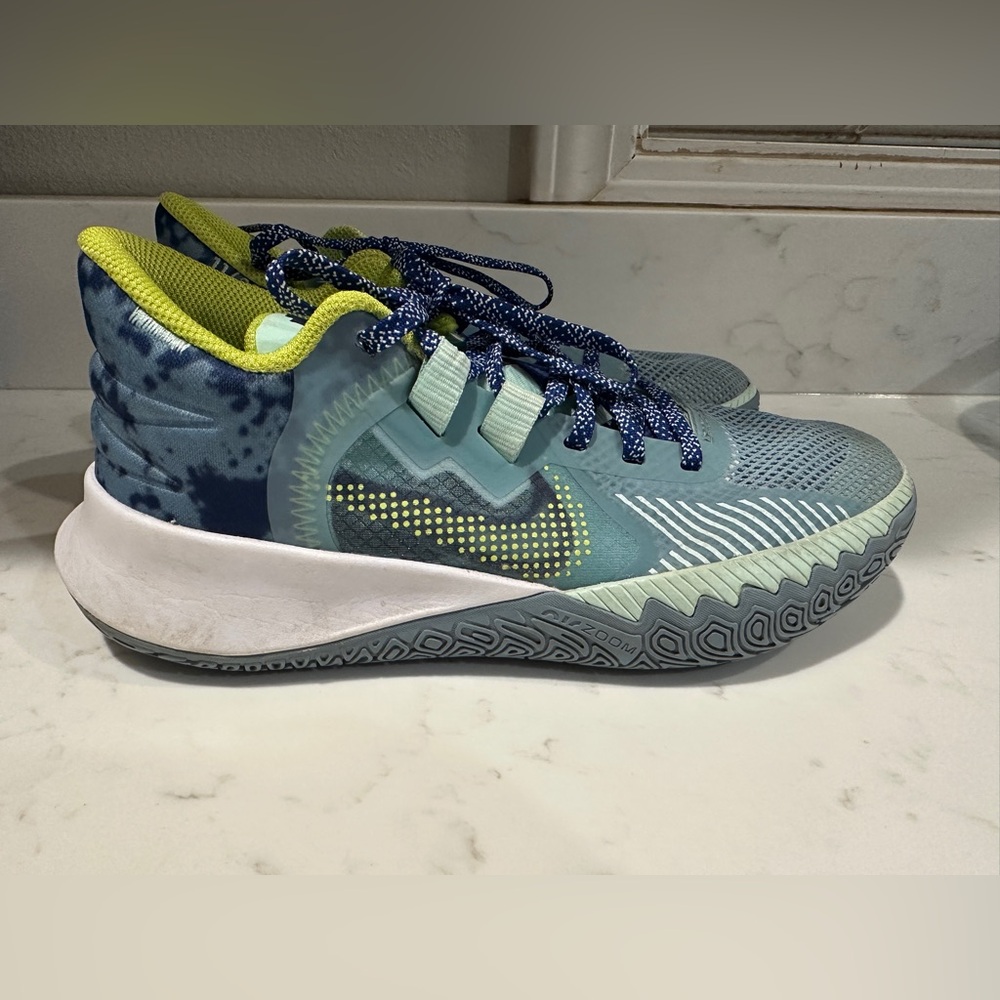 Nike Mens Kyrie Flytrap V 5 Size 6.5 Ocean Cube Basketball Blue Green CZ4100-300